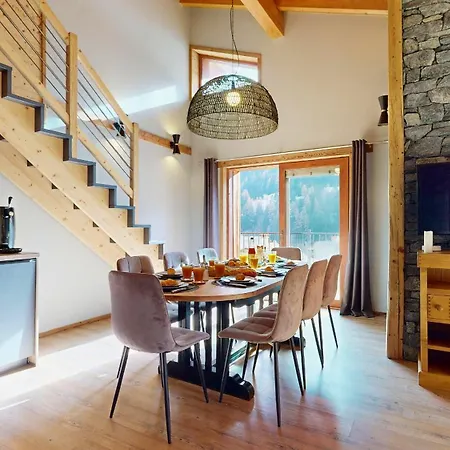 Grand Croix - Standing - 8, 10 Pers Chalet