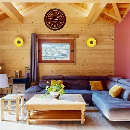 Grand Croix - Standing - 8, 10 Pers Chalet Lanslebourg-Mont-Cenis
